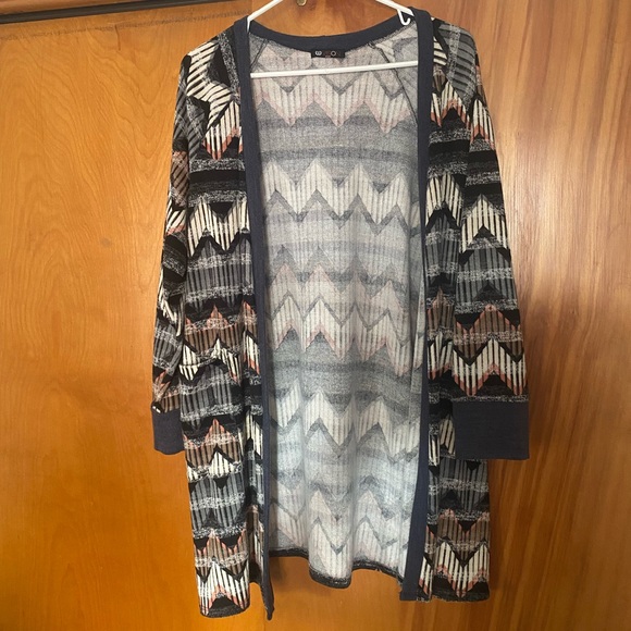 VISION Sweaters - Size 1XL Vision Cardigan